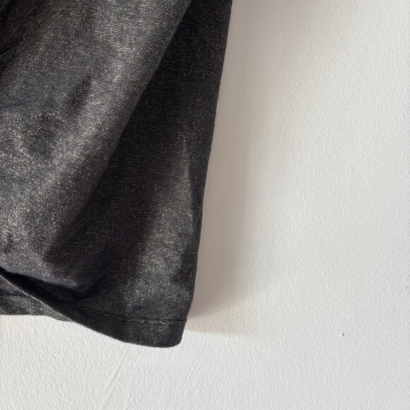 Lululemon Top Womens SZ 6 Black Gold Spark Crescent Tee Short Sleeve Gym Workout - Picture 7 of 13